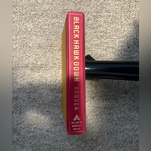 Black Hawk Down Book- By Mark Bowden - Picture 1 of 5